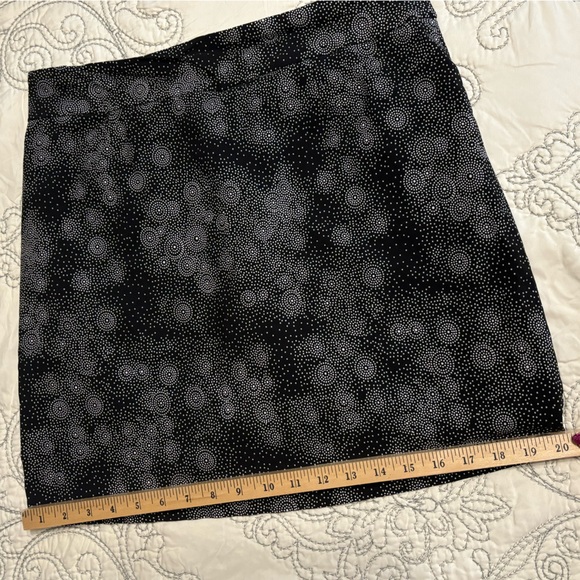 Bella Rose XL skort, plus size - Picture 3 of 7